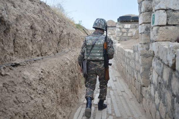 В Тавушской области от снайперского огня противника ранен военнослужащий ВС Армении