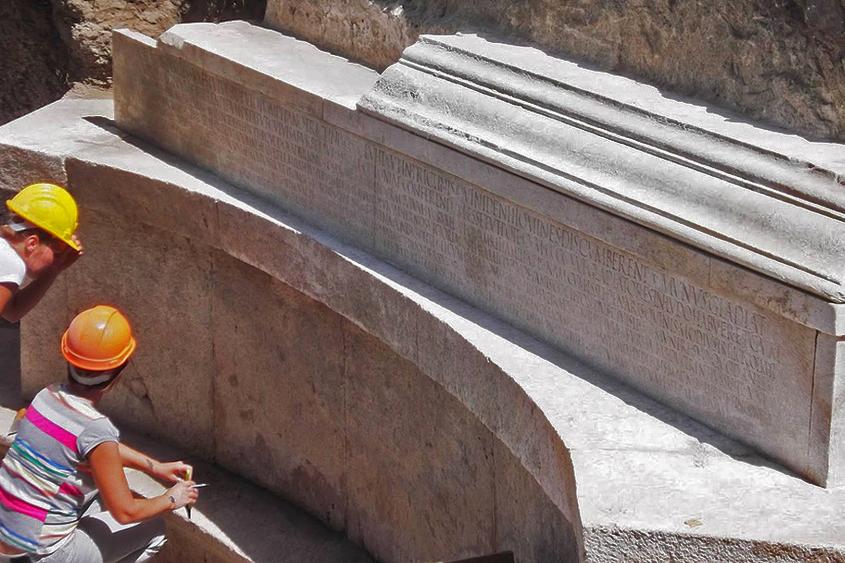 Надпись из гробницы рассказала о последних годах Помпей перед извержением Везувия