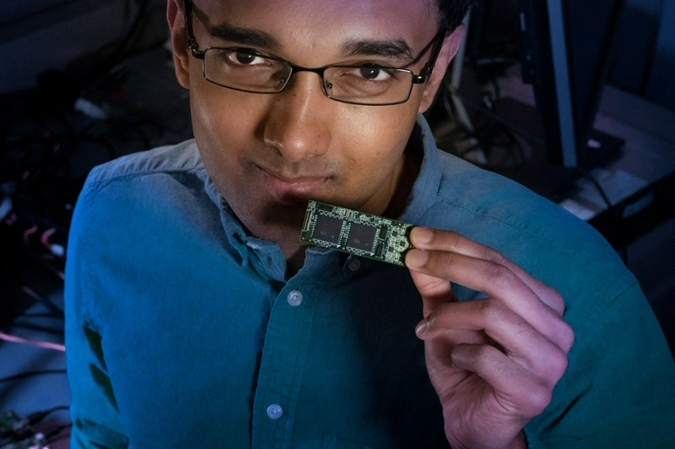 «Электронный нос»: Intel обучила нейроморфный чип распознавать запахи
