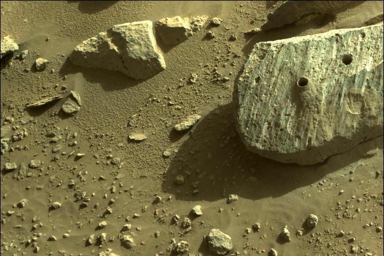 Ровер Perseverance добыл уже второй образец марсианской почвы