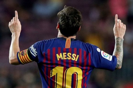 Конец эпохи, определившей историю футбола в XXI веке: Месси прощается с «Барселоной» 