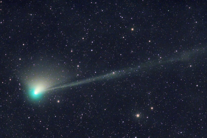 Ее видели только неандертальцы: комета ZTF пролетает мимо Земли впервые со времен каменного века