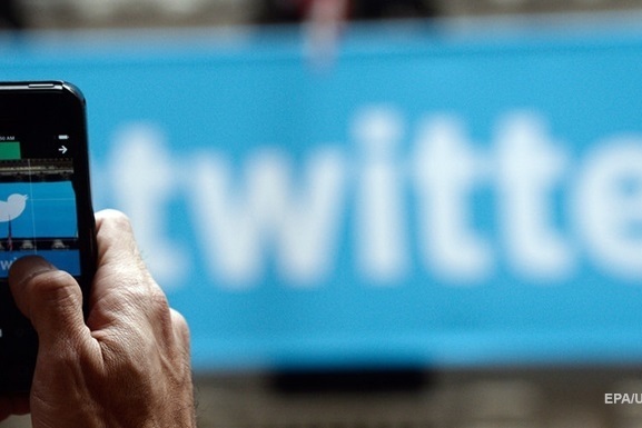 Twitter начинает по всему миру тестировать новую кнопку негативной оценки для твитов