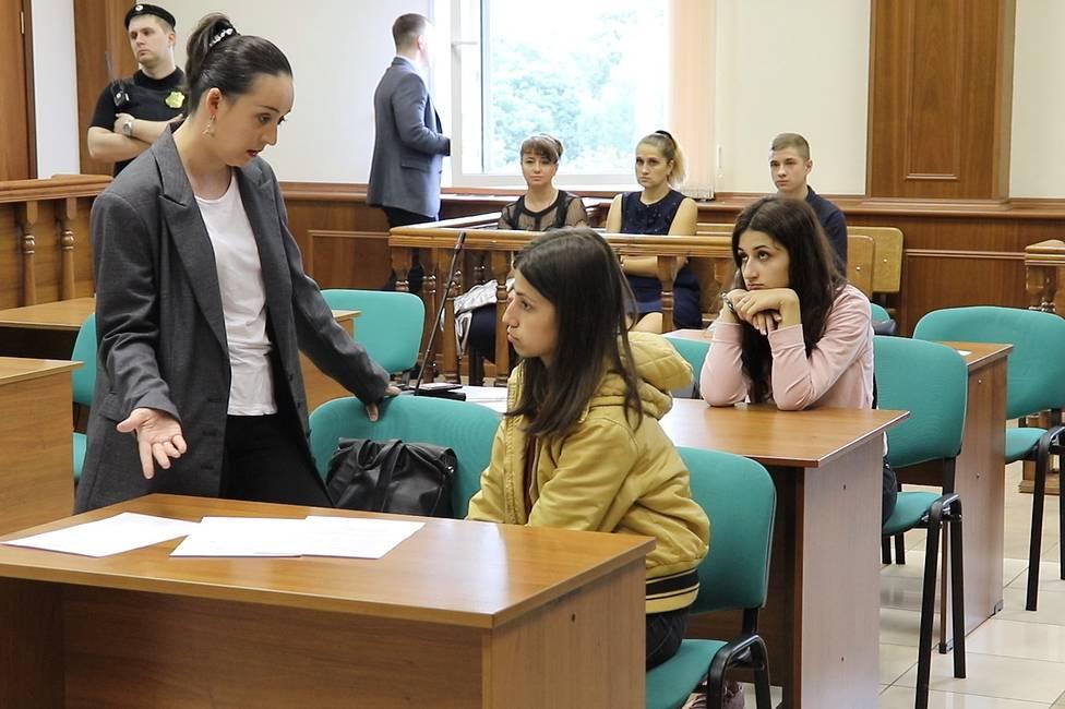 Завершено расследование уголовного дела в отношении сестер Хачатурян: оно передано прокурору для утверждения обвинительного заключения