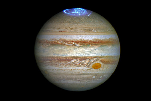 Раскрыта загадка полярных сияний на Юпитере: ученые бились над ней 40 лет