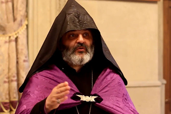 Священнослужитель Армянской апостольской церкви: Важно избавиться от страха перед войной