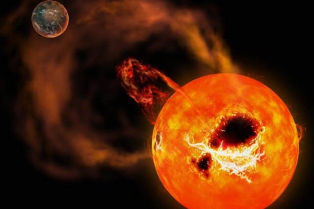 Исследователи зафиксировали огромную вспышку на звезде AD Leonis: oнa в двадцать раз сильнее вспышек, которые обычно происходят на Солнце 