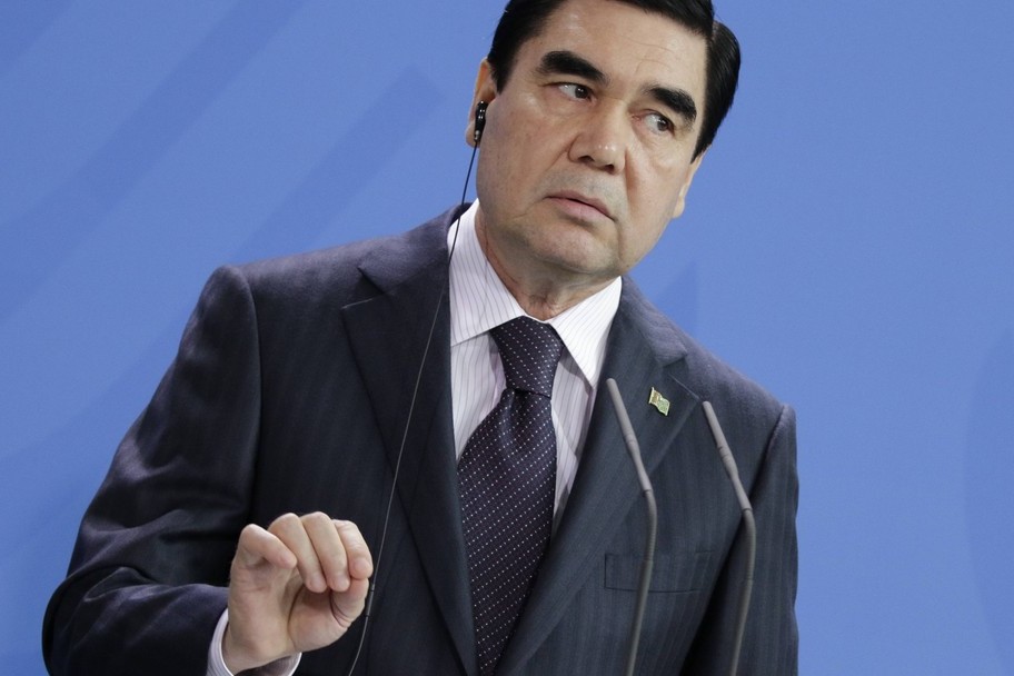 Президент Туркменистана отругал министра культуры за «отсутствие спектаклей про счастливую жизнь народа» 