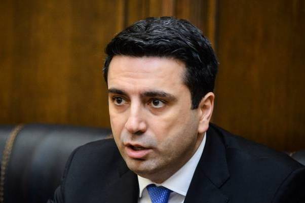 Вице-спикер парламента Армении назвал российское оружие лучшим