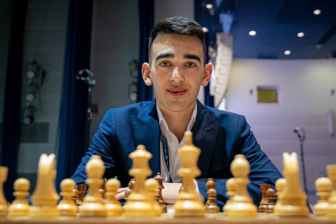 Айк Мартиросян – один из лидеров международного шахматного турнира, проходящего в Испании