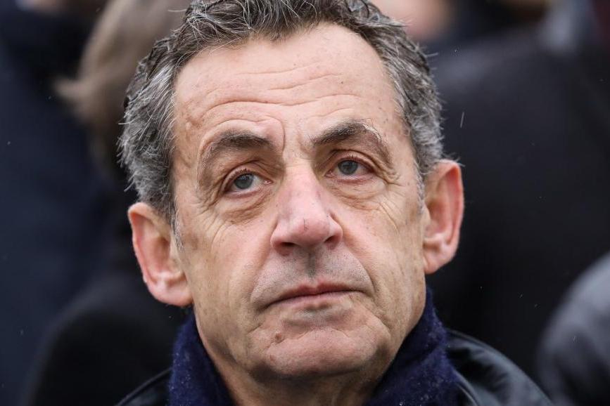 Впервые в истории Пятой республики: бывшего президента Франции Николя Саркози будут судить за коррупцию