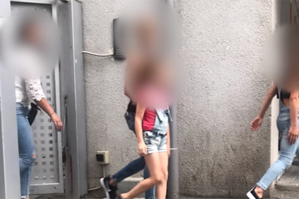В Тбилиси по обвинению в вовлечении детей в порнографию задержаны 11 человек. В том числе родители детей