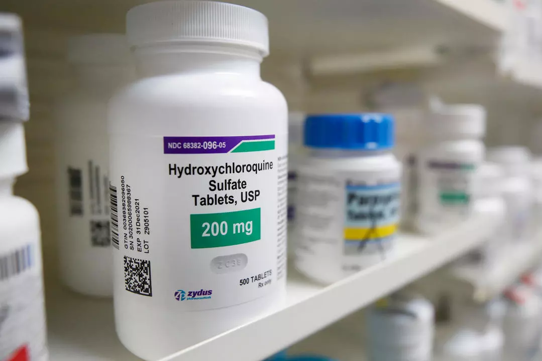 В США исключили гидроксихлорохин из списка препаратов, рекомендованных при лечении COVID-19