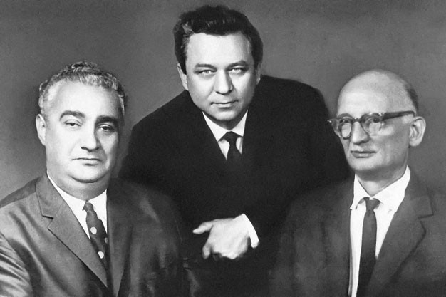 Один из «золотой тройки» асов советской нелегальной разведки: Ашот Акопян (часть 2)