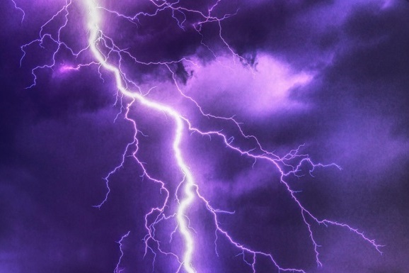 Всемирная метеорологическая организация зарегистрировала две рекордные по продолжительности и протяженности молнии