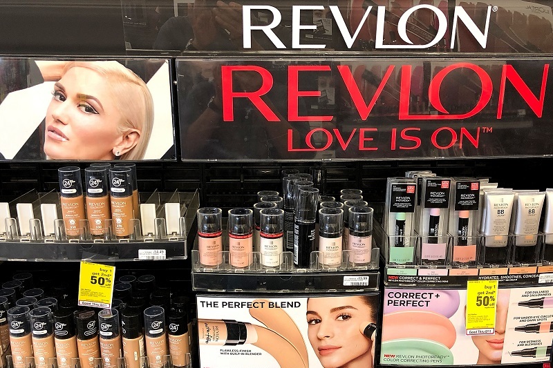 Одна из самых известных косметических компаний в мире – Revlon –объявила о банкротстве