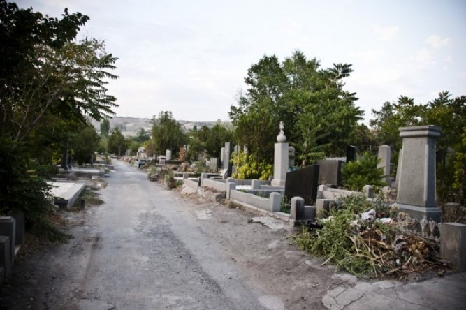 Անգամ հարուցված քրգործերի պայմաններում գերեզմանոցային ծառայությունների սպասարկման ոլորտում հանցավոր խախտումները շարունակվում են․ Դատախազություն