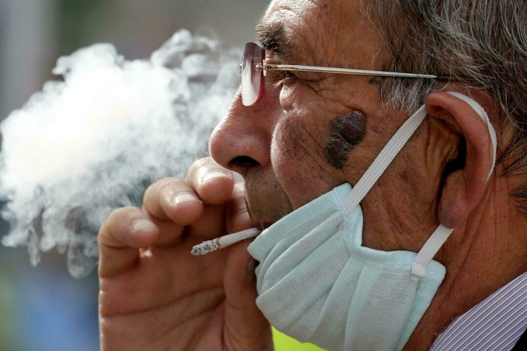 В мире уменьшается количество курильщиков: ВОЗ