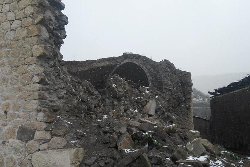 В Сюникской области Армении ищут средства на восстановление обрушившейся церкви