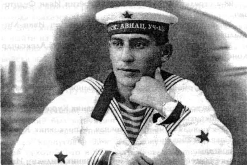Отважный пилот продолжал громить врага и после смерти: самой крупной добычей Сурена Тащияна стал самолет фашистского генерала