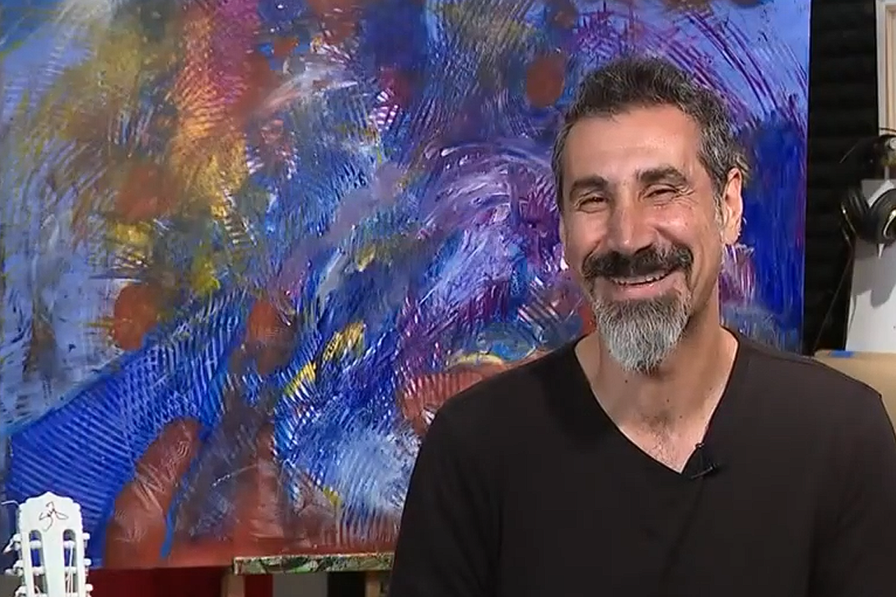 Погрузиться в мир артиста не только визуально, но и музыкально: в США проходит выставка художественных работ Сержа Танкяна 