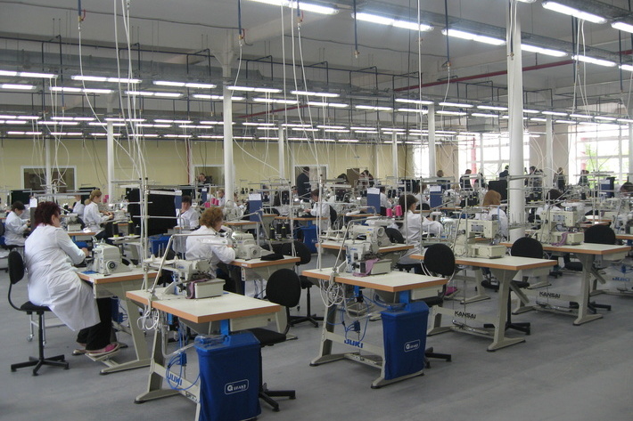У 2 сотрудников швейной фабрики в Иджеване обнаружен коронавирус, предприятие закрыто