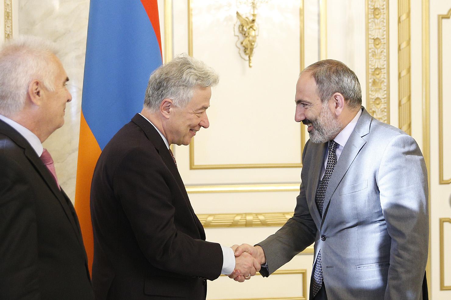 Евросоюз окажет финансовую поддержку Армении для проведния выборов