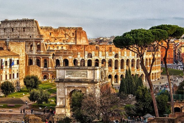 Неподалеку от Рима археологи обнаружили монументальный бассейный комплекс, датируемый четвертым веком до нашей эры
