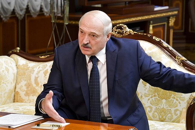 Противники Лукашенко могут не добиться введения санкций ЕС против него лично: Die Welt