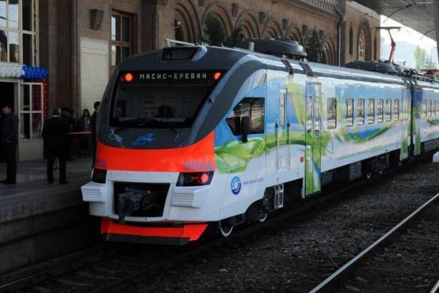 «Հարավկովկասյան երկաթուղի»-ները որոշեց անփոփոխ թողնել ներհանրապետական գնացքների չվացուցակները 