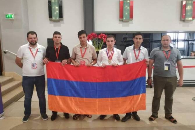 На Международной олимпиаде по химии в Париже команда Армении завоевала бронзовую медаль