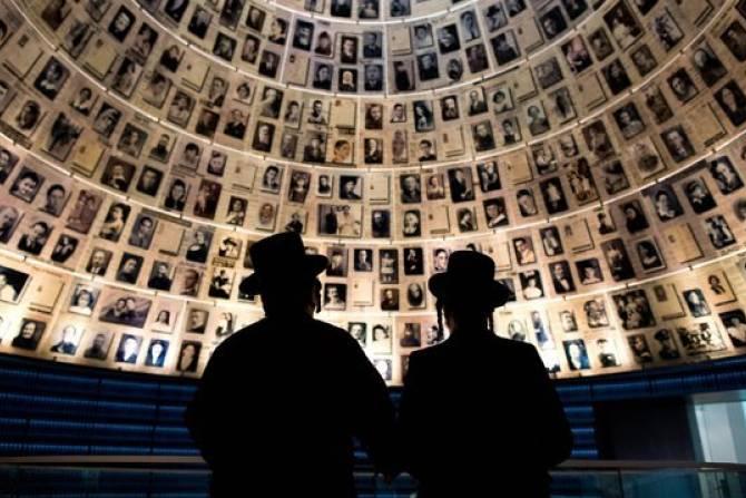 Двухминутная поминальная сирена прозвучала в Израиле в память о жертвах Холокоста