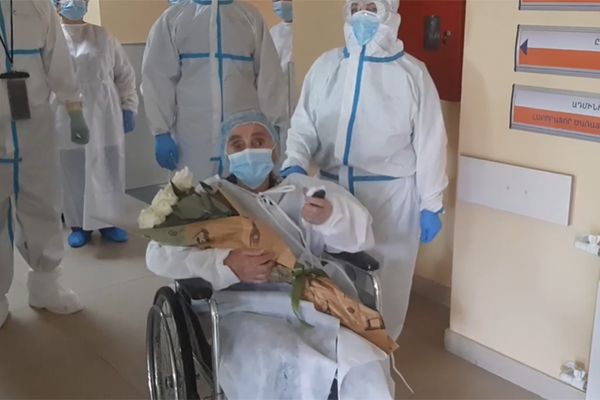 В Армении 91-летняя бабушка победила коронавирус