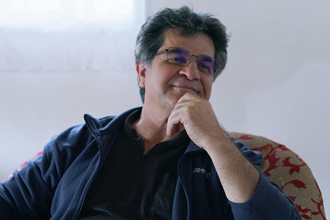 Впервые за 14 лет иранскому режиссеру Джафару Панахи разрешили выехать из страны