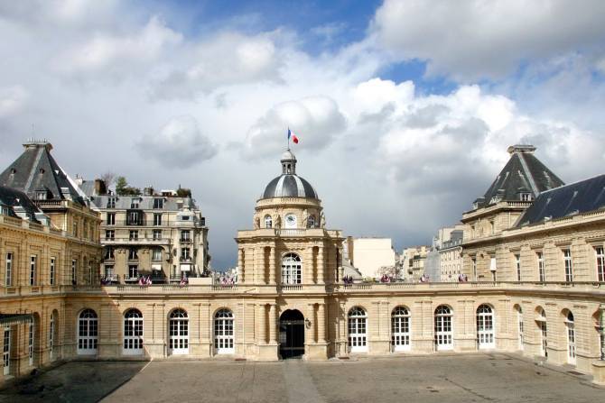 Сенат Франции почти единогласно принял резолюцию о введении санкций против Азербайджана