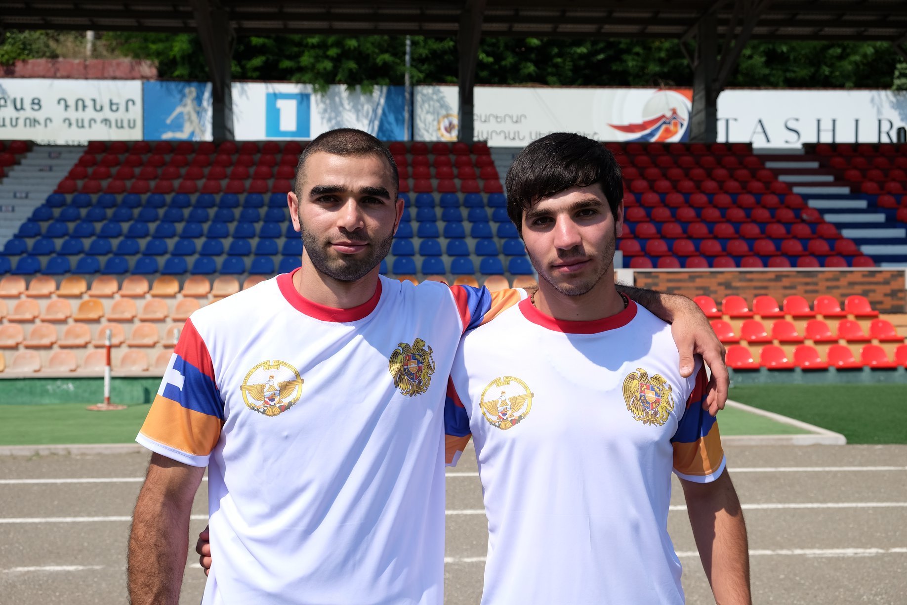 Братья Сакунц из Армении установили очередной рекорд Гиннеса