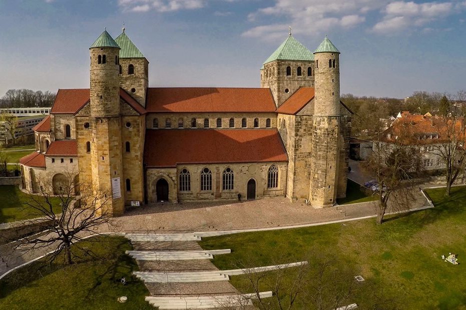 История одного шедевра: Хильдесхаймский собор – древний храм, хранящий множество захватывающих тайн