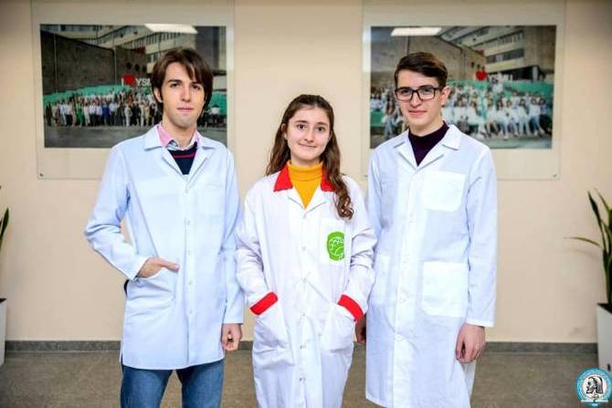 Студенты лечфака ЕГМУ получили награду Превосходства на международном конкурсе молодых ученых