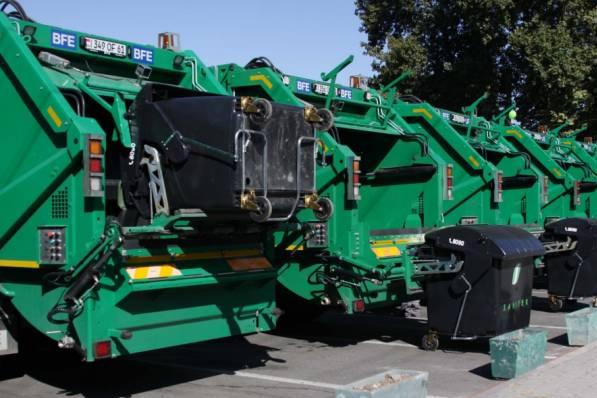 Компания «Санитек» ввозит 5 мусороуборочных машин для урегулирования вывоза мусора в Ереване