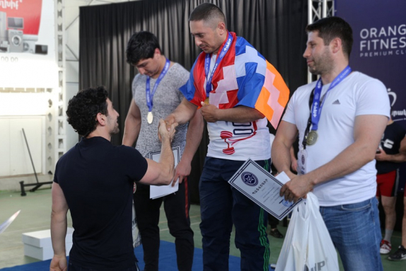 В ожесточенных боях погиб многократный чемпион Армении Татул Арутюнян
