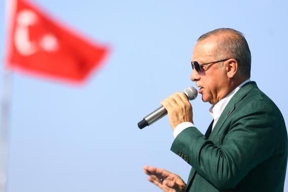 Президент Турции один за другим теряет своих сторонников: конец эпохи Эрдогана?