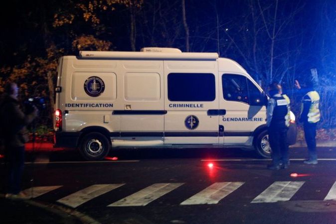 Во Франции при стрельбе погибли трое жандармов: стрелок мертв