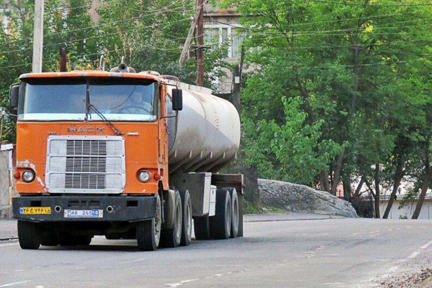 Вице-мэр Гориса: Сообщается, что Азербайджан с водителей иранских грузовиков взимает по 250 долларов