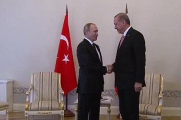 Путин пришел первым и ждал Эрдогана несколько минут — встреча президентов состоялась