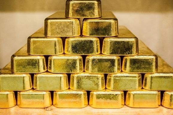 13,5 тонны золота: в доме китайского чиновника обнаружили тайный подвал, забитый слитками 