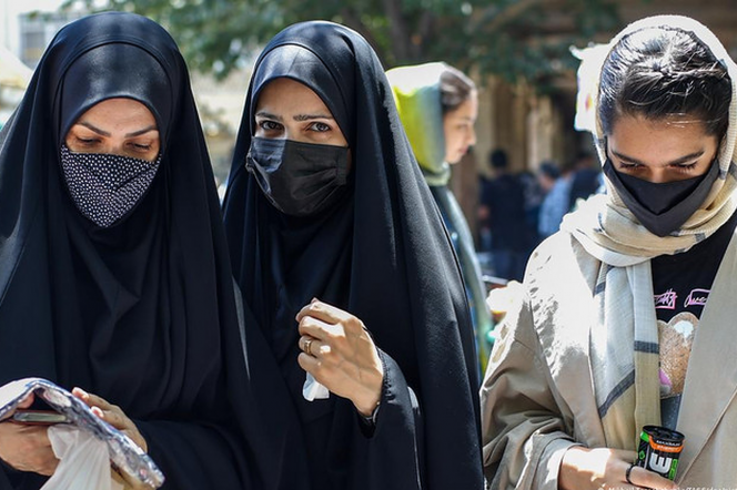 С помощью умных камер полиция Ирана будет выявлять женщин без хиджабов  