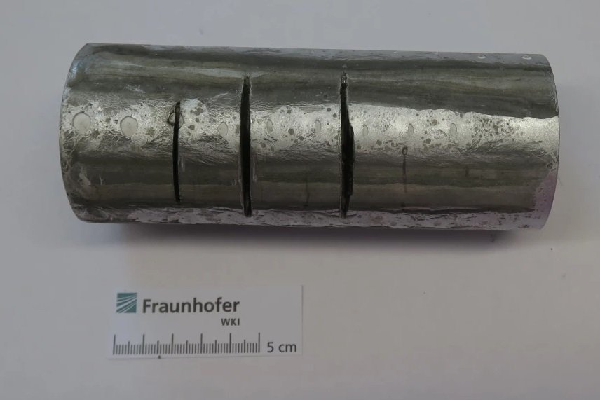 Немецкие ученые объявили о создании первого в мире материала, который невозможно разрезать