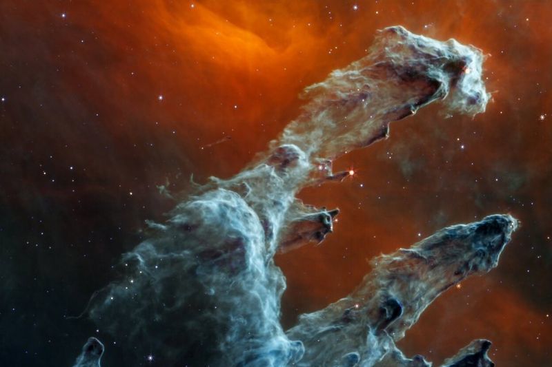 НАСА опубликовала второе изображение знаменитых «Столпов творения», сделанное «Джеймсом Уэббом»