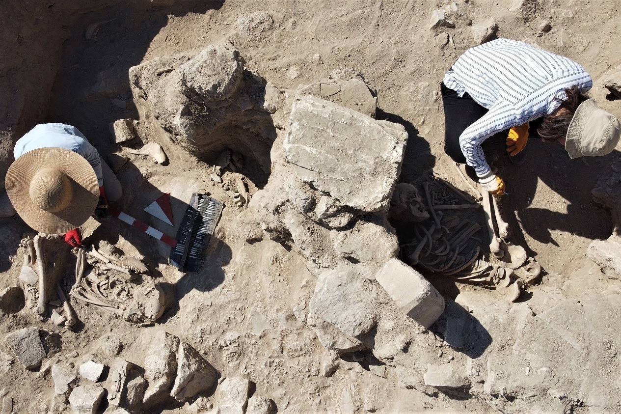 При раскопках в Ване обнаружено уникальное кладбище