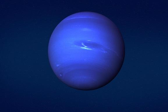 Завораживающее зрелище: NASA показало уникальный «танец» спутников Нептуна